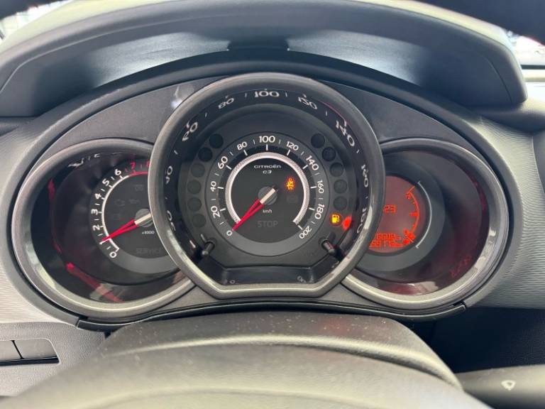 CITROËN - C3 - 2013/2014 - Branca - R$ 38.900,00