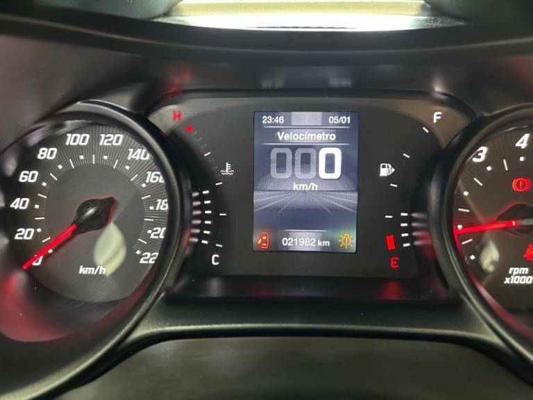 FIAT - ARGO - 2023/2024 - Branca - R$ 73.900,00