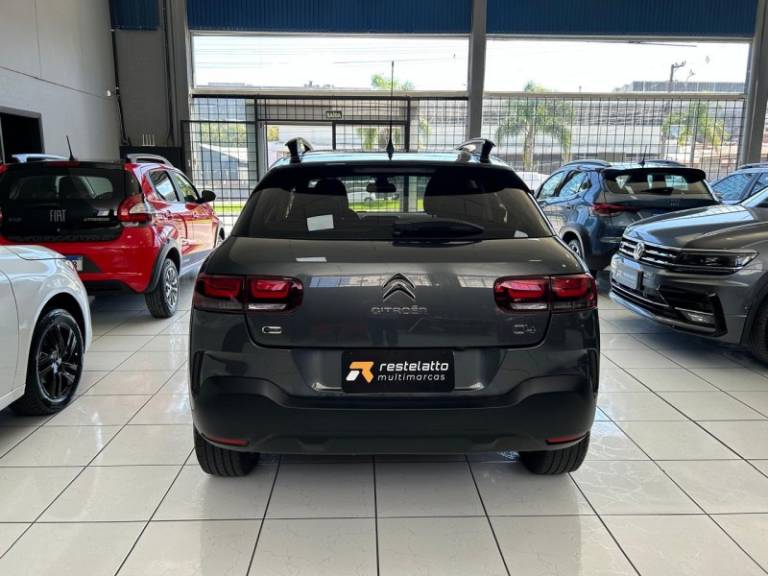 CITROËN - C4 CACTUS - 2018/2019 - Cinza - R$ 79.900,00