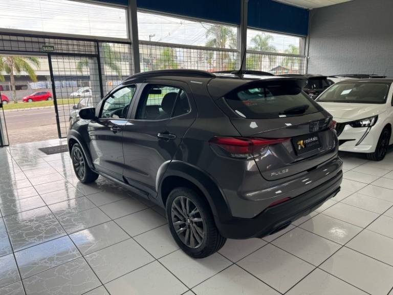 FIAT - PULSE - 2023/2024 - Cinza - R$ 93.900,00