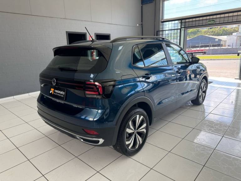 VOLKSWAGEN - T-CROSS - 2023/2024 - Azul - R$ 128.900,00