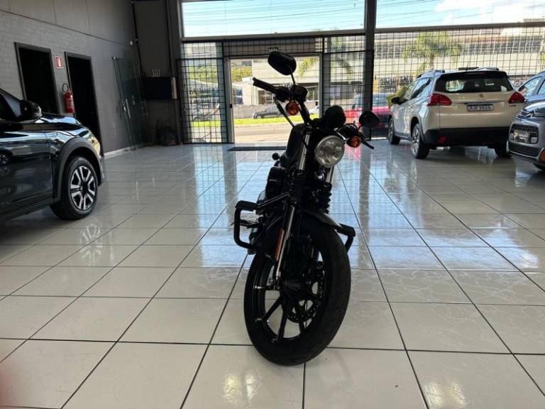 HARLEY-DAVIDSON - XL - 2017/2017 - Cinza - R$ 49.900,00