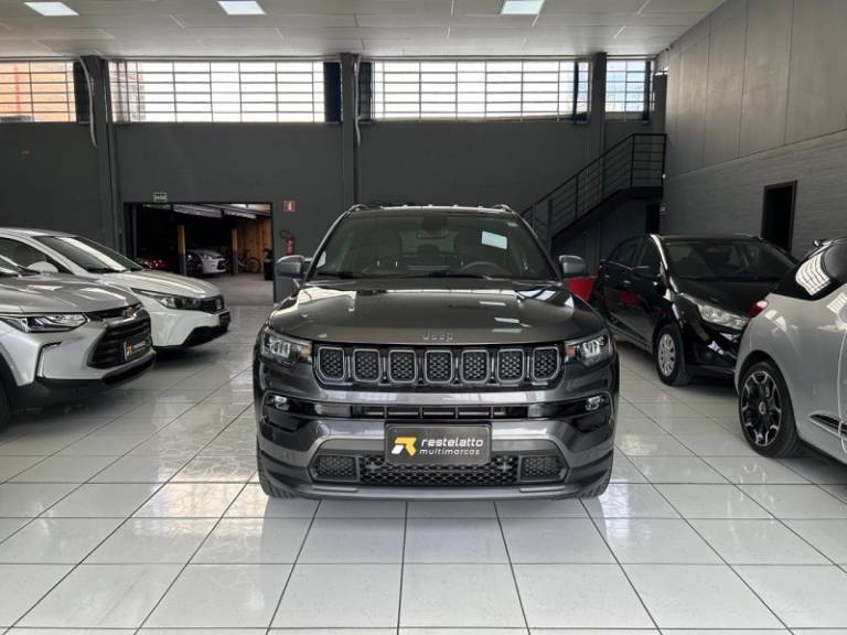 JEEP - COMPASS - 2022/2022 - Cinza - R$ 135.900,00