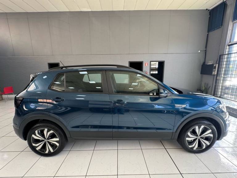 VOLKSWAGEN - T-CROSS - 2023/2024 - Azul - R$ 128.900,00