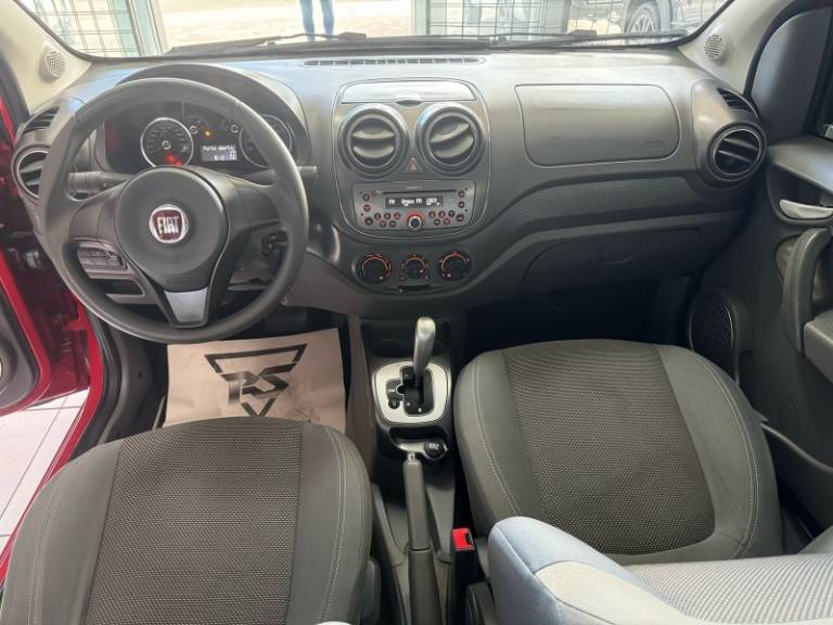 FIAT - PALIO - 2013/2014 - Vermelha - R$ 33.900,00
