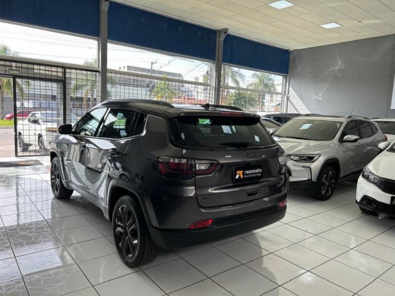 JEEP - COMPASS - 2022/2022 - Cinza - R$ 135.900,00