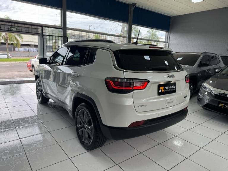 JEEP - COMPASS - 2023/2024 - Branca - R$ 159.900,00