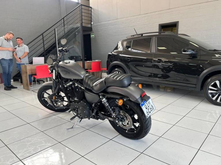 HARLEY-DAVIDSON - XL - 2017/2017 - Cinza - R$ 49.900,00