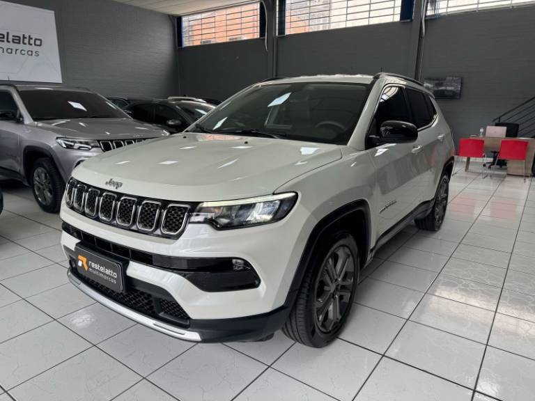 JEEP - COMPASS - 2023/2024 - Branca - R$ 159.900,00