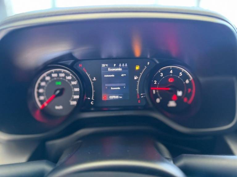 FIAT - FASTBACK - 2023/2023 - Prata - R$ 112.900,00