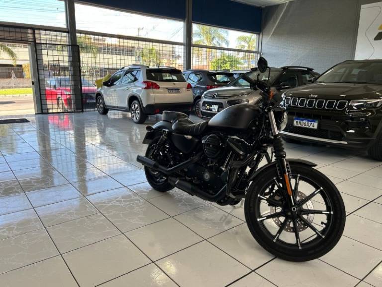 HARLEY-DAVIDSON - XL - 2017/2017 - Cinza - R$ 49.900,00